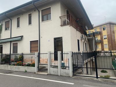Appartamenti Affitti brevi Verona / G.B Rossi Friendly