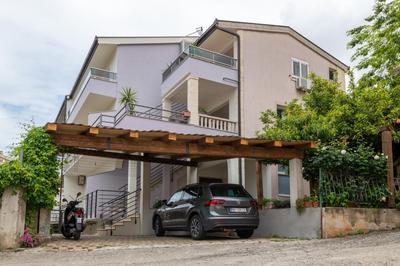Iva Apartment