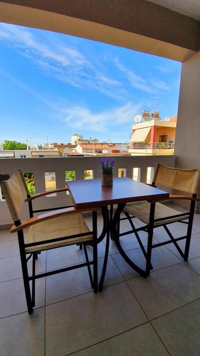 New Big Modern City Center Apartment