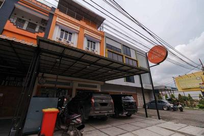 RedDoorz at Seindo Hotel Medan