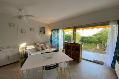 Nice studio with garden and parking - Near beach