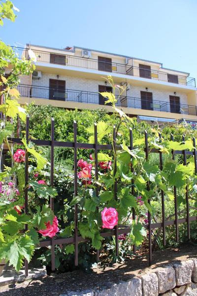 Apartments Slaven