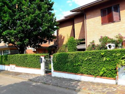 B&B LA ROSA GIALLA