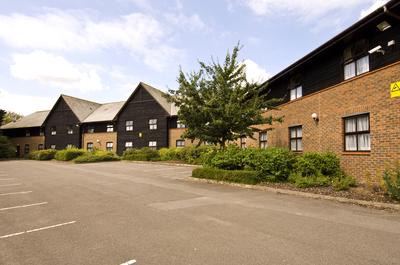 Premier Inn Farnborough West - Southwood