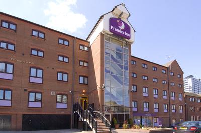 Premier Inn Birmingham Cc Bridge Street