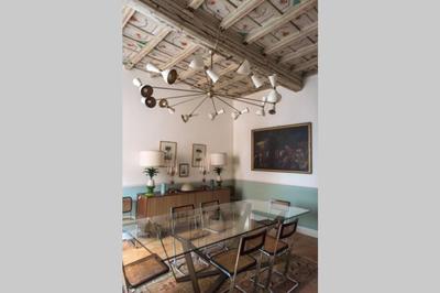 Spanish Steps Luxury Fashion Apartment
