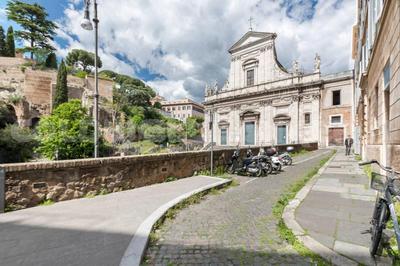 Foro Romano Luxury Suites