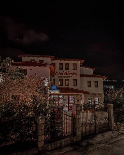 Hotel Almira