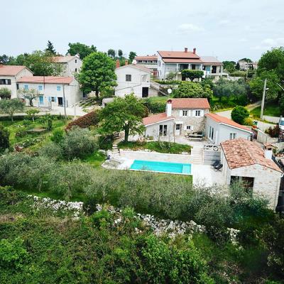 Villa Hideaway with heated pool, sauna & bikes