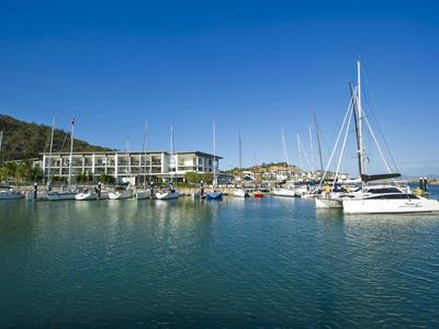 Blue on Blue Apartment 1361
