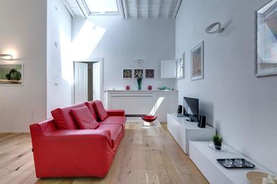Margot Apartment by Mamo Florence