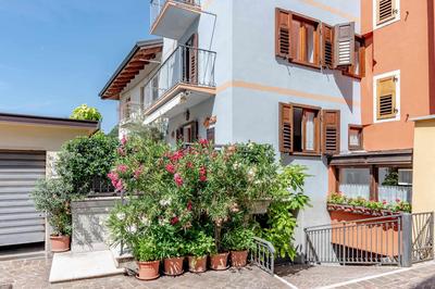 Casa Mincoti Piazza Terragnolo OSPITAR
