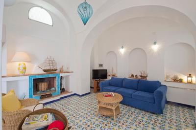 Sweet Home with outdoor unheated Whirlpool Tub