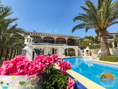 Villa Delfin, 3 tolle Apartements für je 4 bis 6 Personen - in L Alfàs del Pi