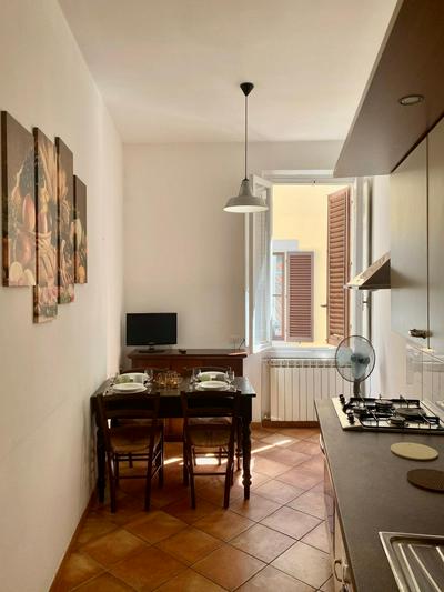 Nice & Roomy Apartment behind the Uffizi Museum