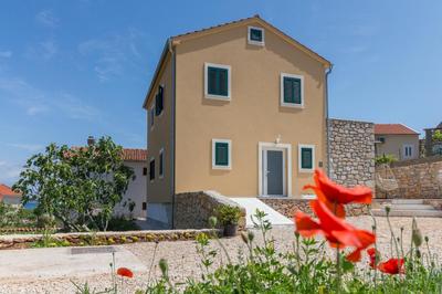 Villa Lali - Modern Villa near the sea in Lukoran
