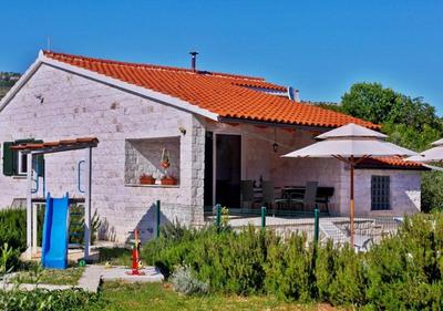 Flamingo - House with private pool