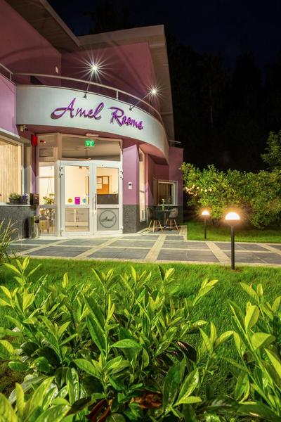 Hotel Amel Rooms