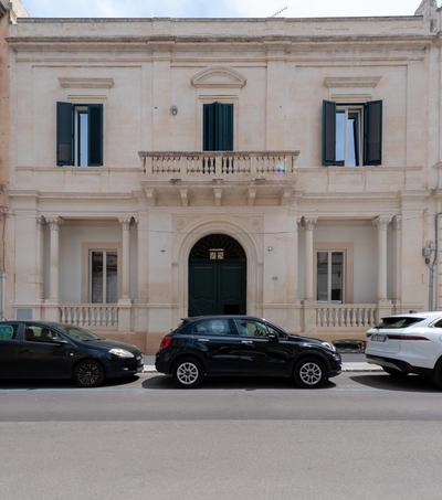 Carlo V - con piscina e giardino privati