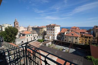 Appartamento di 5 locali,8 posti letto vista mare