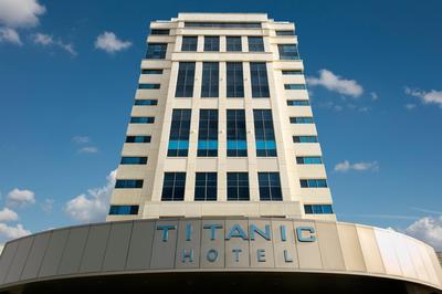 Titanic Business Kartal - Image 43