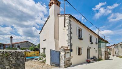 Rustic Villa Katarina by Villas Holiday