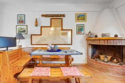 Scopello Flat with Panoramic Courtyard and Parking