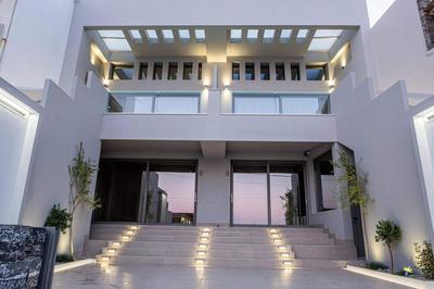 Nama Sea Side Suites