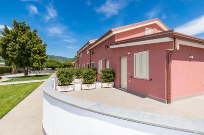 Dipladenia Garden Country Resort