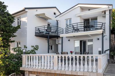 Apartments Matea with Pool and sea view