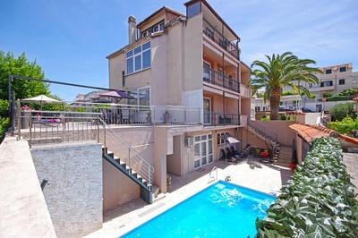 Villa Naomi