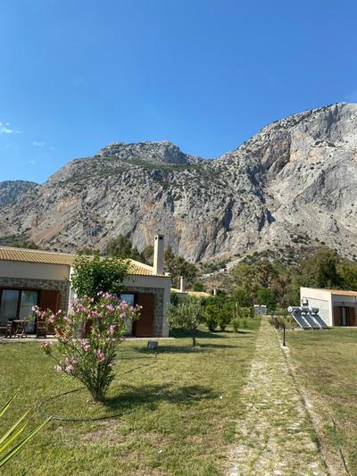 Kryoneri village