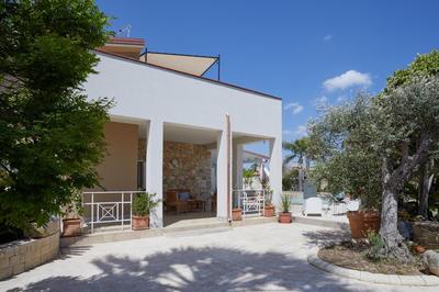 Villa Zamia con piscina