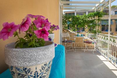 Corfu House of Art Suite - Anemomylos