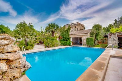 G085 Lorenzo by Mallorca Villa Selection