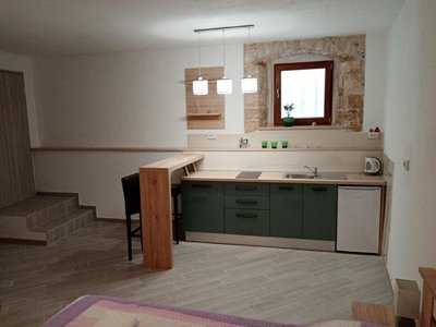Studio apartment Iva