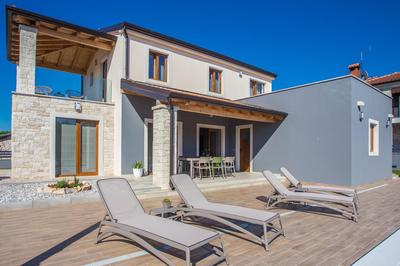 Villa Tiffany with private pool and garden