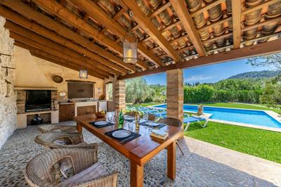 Villa Perdiu Vell Petit by Sealand Villas