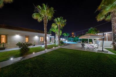 Aqua Venere Pool & Suites
