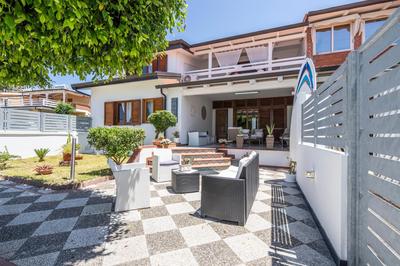 Amazing View Beach Villa