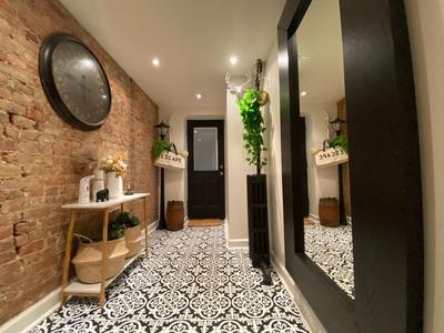 LUXE BROOKLYN Getaway