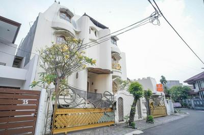 KoolKost Syariah near Senayan City