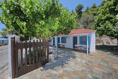 The Akri House Agnondas