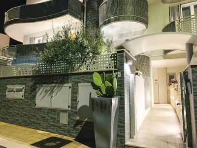 Suite 5 Monopoli