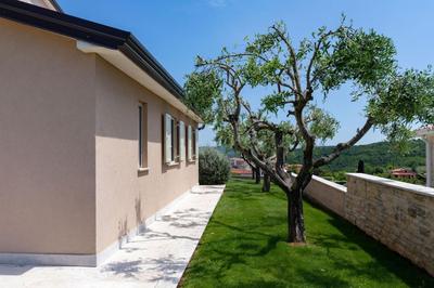 Villa Vor Ort