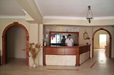 Rosy Suites Hotel - Image 28