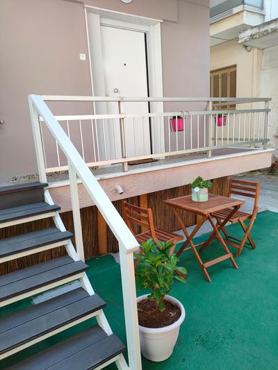 DIMITRA'S APARTMENT