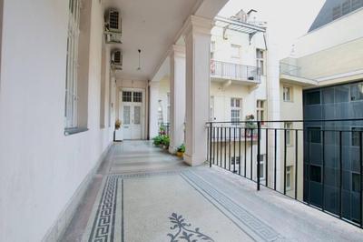 Premium Apartment by Hi5-Vaci str. 3 bedroom (218)