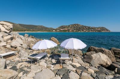 Seafront Villa with private pool