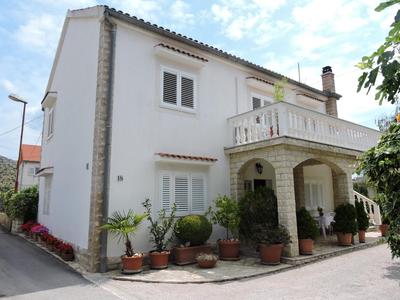 Apartman Breza